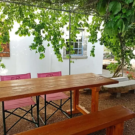 Kastraki Art Houses